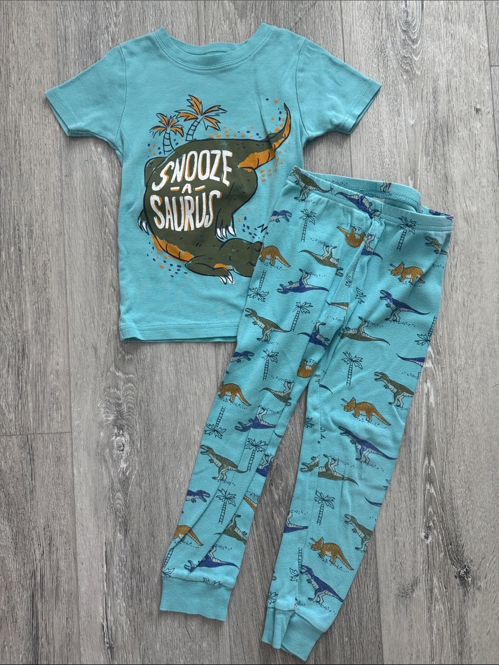 EUC Carter's Set of 2 Pajamas Sharks Short Set & Dinosaurs Pants Set Size 5 - Picture 11 of 14